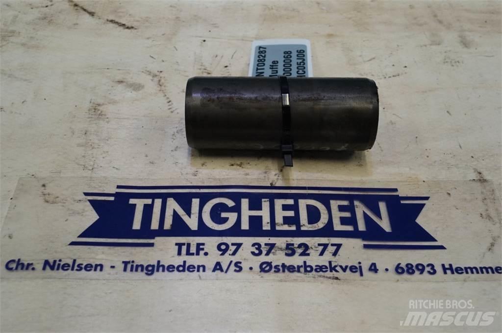 Hydrema 906B Tengelyek