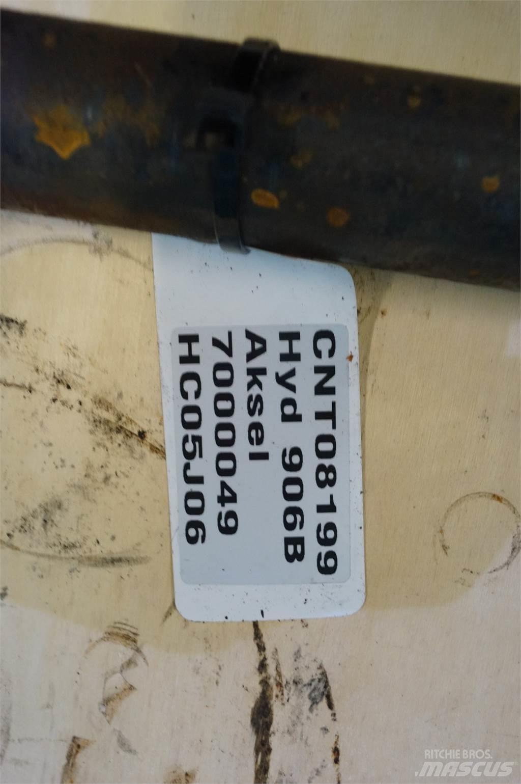 Hydrema 906B Tengelyek