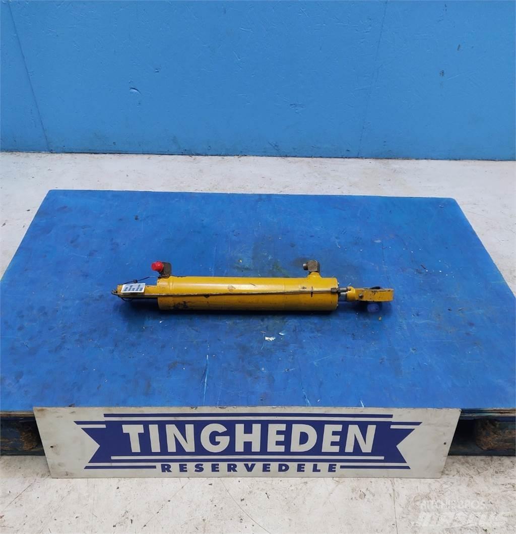 Hydrema 906B Tengelyek