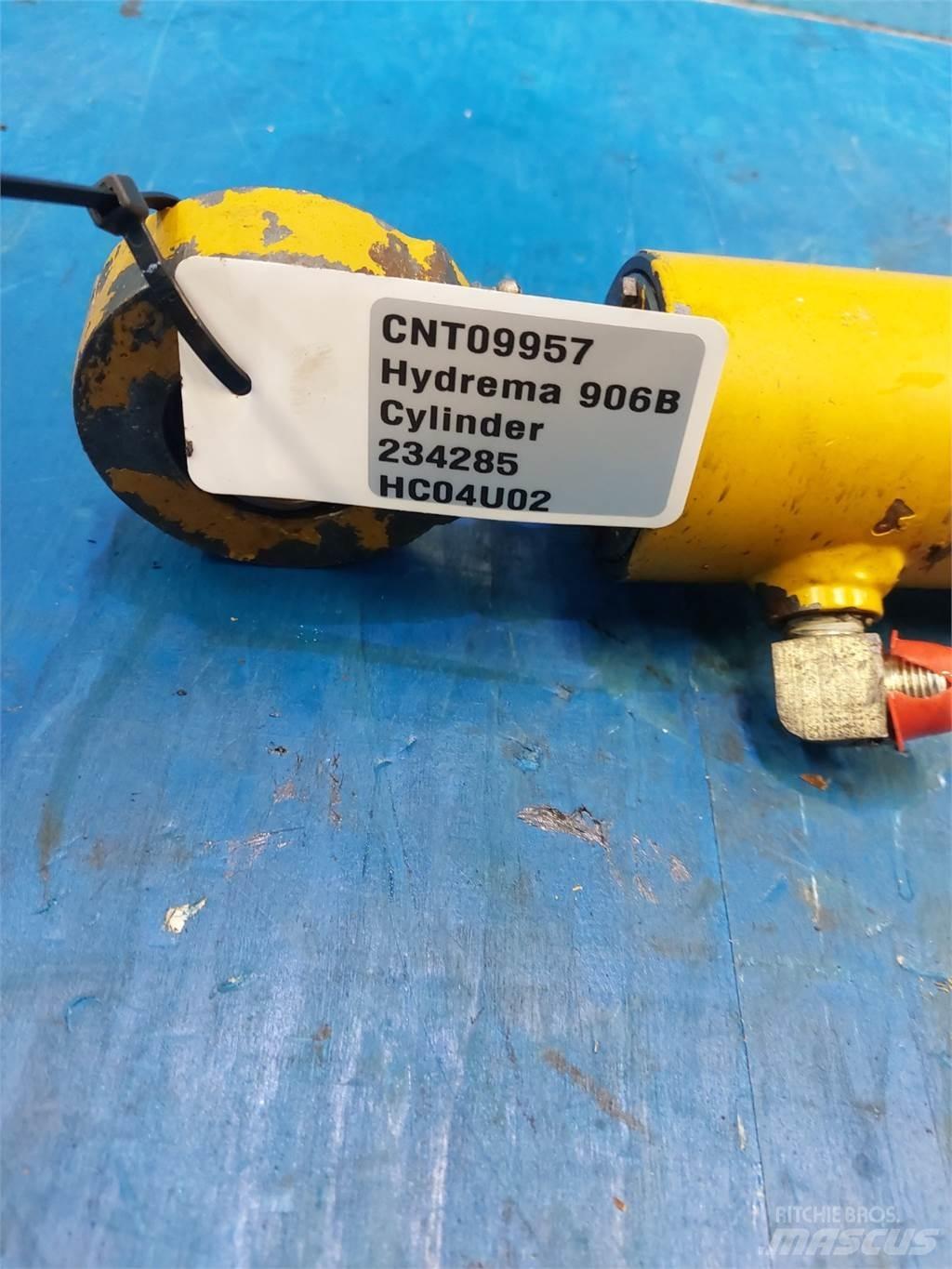 Hydrema 906B Tengelyek