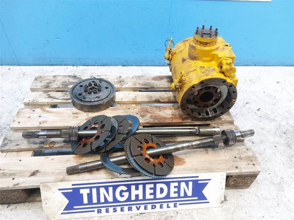 Hydrema 906B Tengelyek