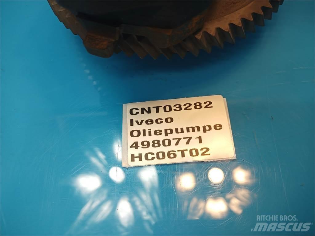 Iveco 8210 Motorok
