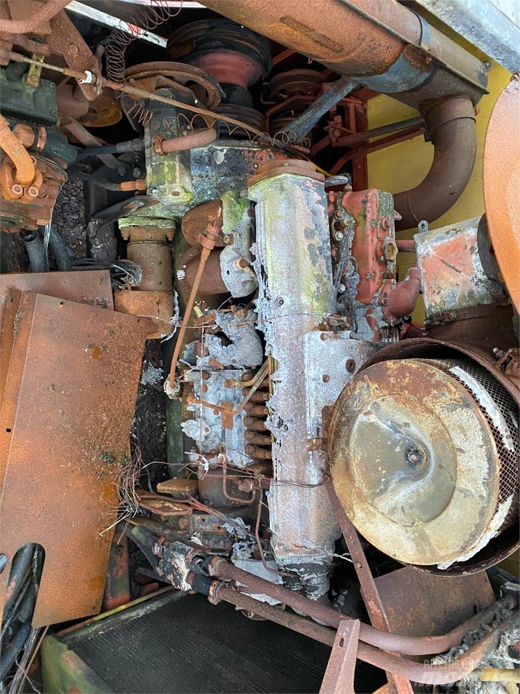 Iveco 8361 Motorok