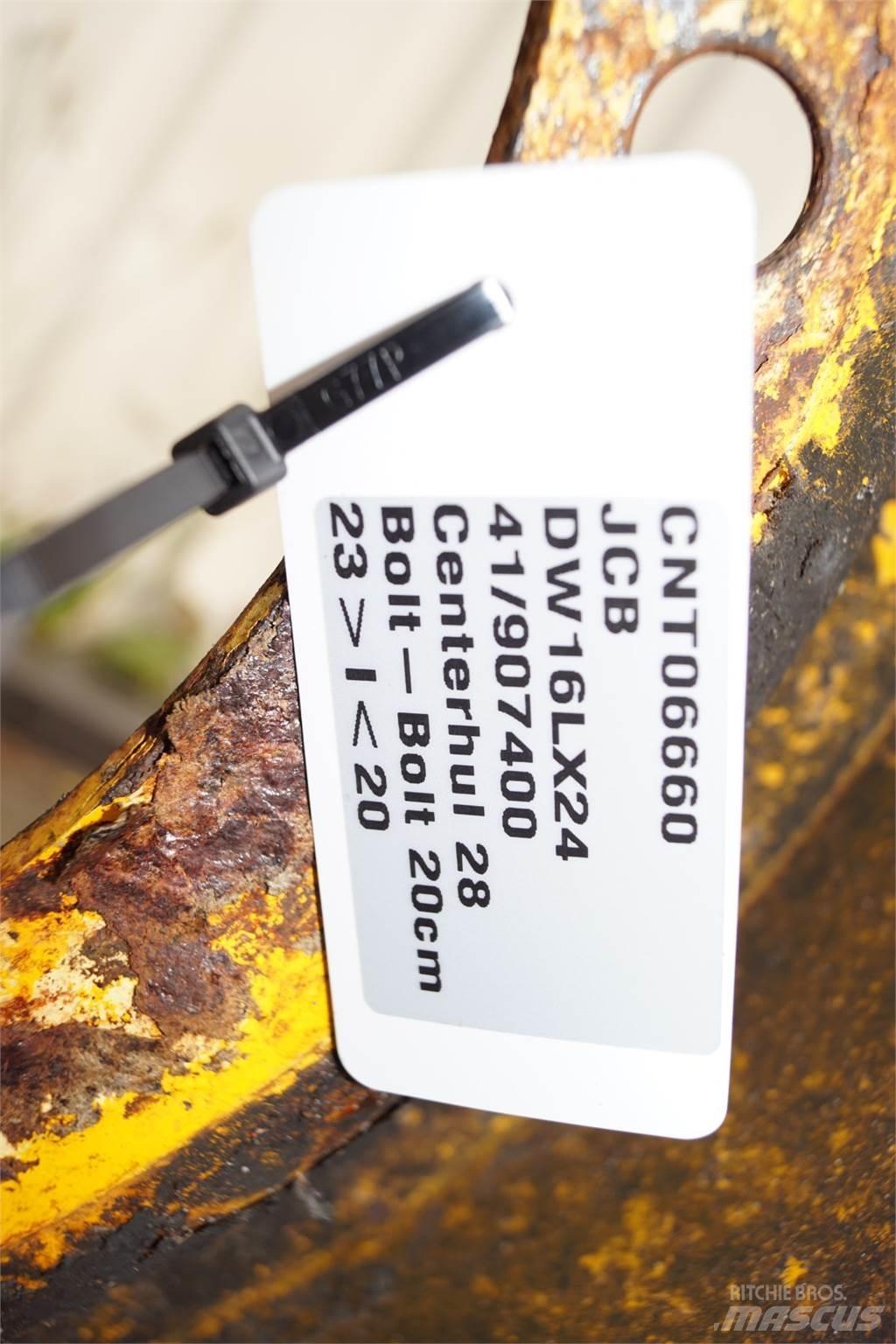 JCB 24 DW16LX24 Gumiabroncsok, kerekek és felnik