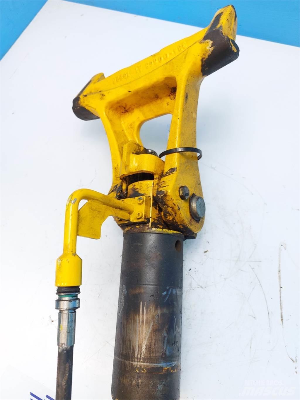 JCB 4CX Gémek és dipperek