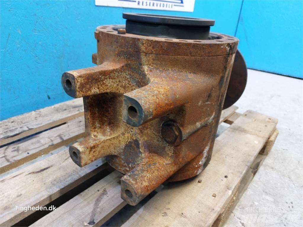 JCB 4CX Tengelyek