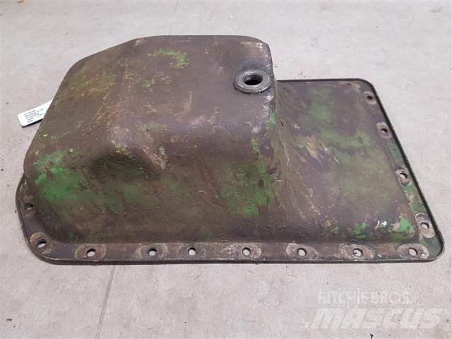 John Deere 1020 Motorok