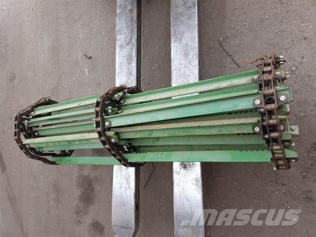 John Deere 1075 Kombájn tartozékok