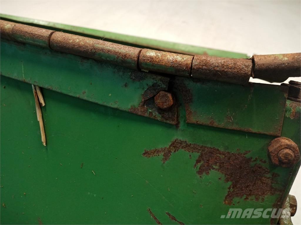 John Deere 1075 Kombájn tartozékok