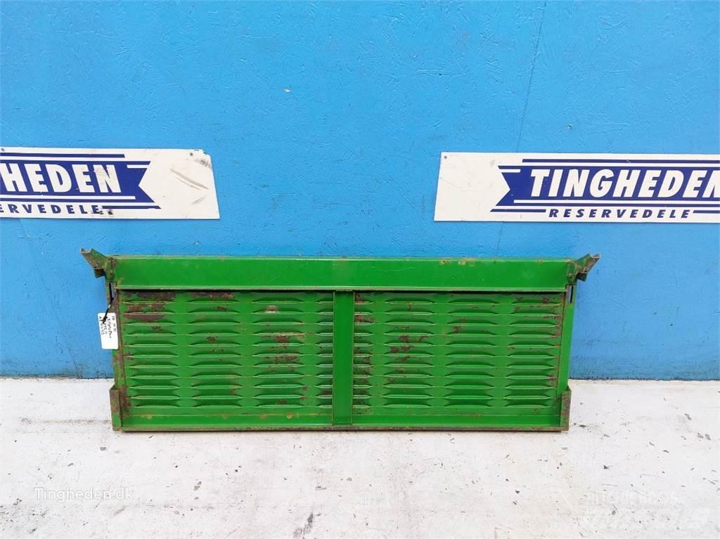 John Deere 1075 Homok és Sószórók