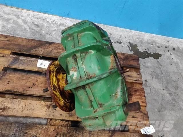 John Deere 1085 Kombájn tartozékok