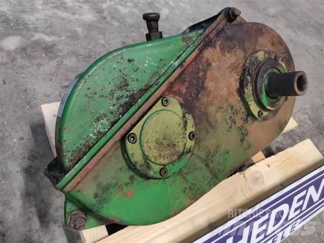 John Deere 1085 Váltók