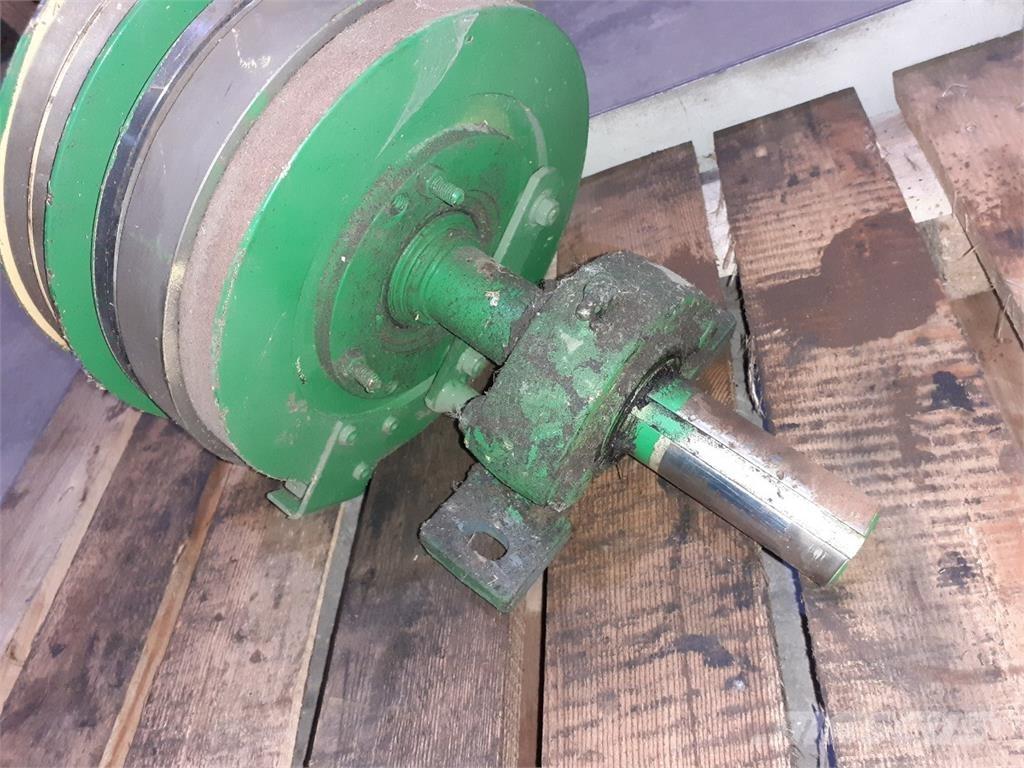 John Deere 1085 Kombájn tartozékok
