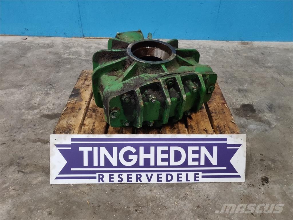 John Deere 1085 Kombájn tartozékok