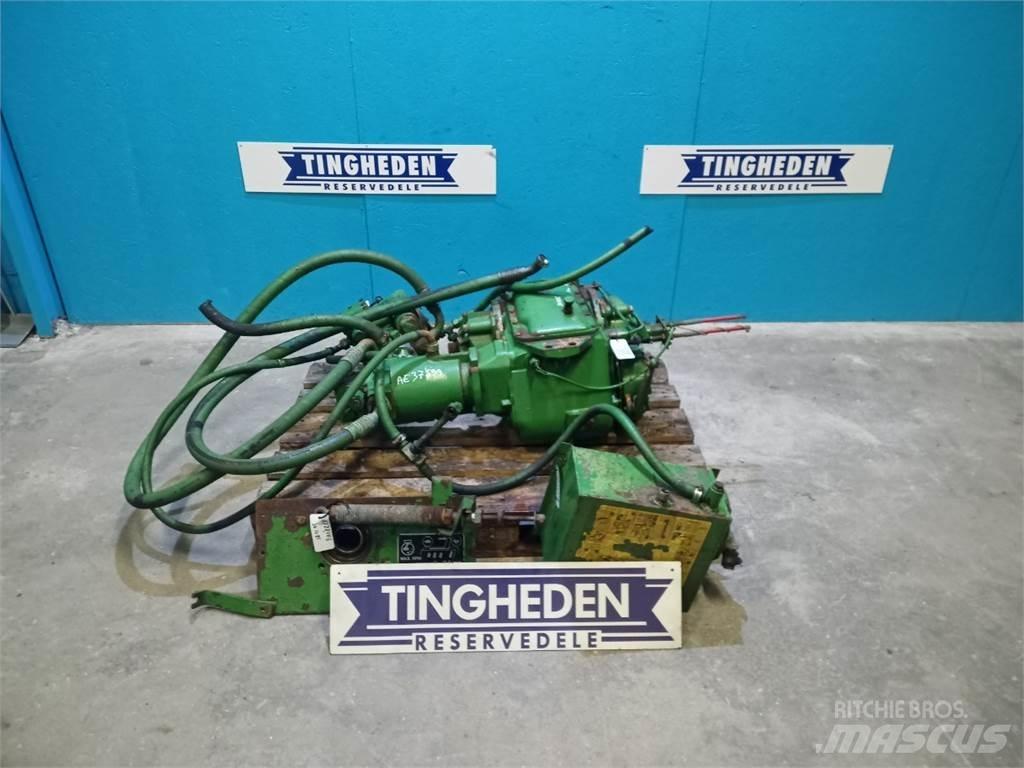 John Deere 1085 Váltók