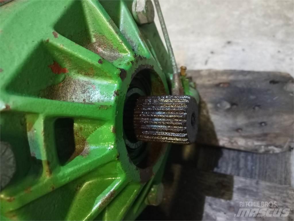 John Deere 1085 Váltók