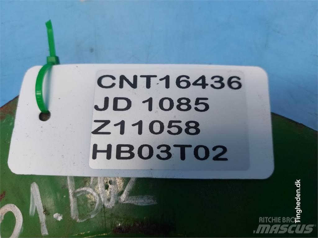John Deere 1085 Homok és Sószórók