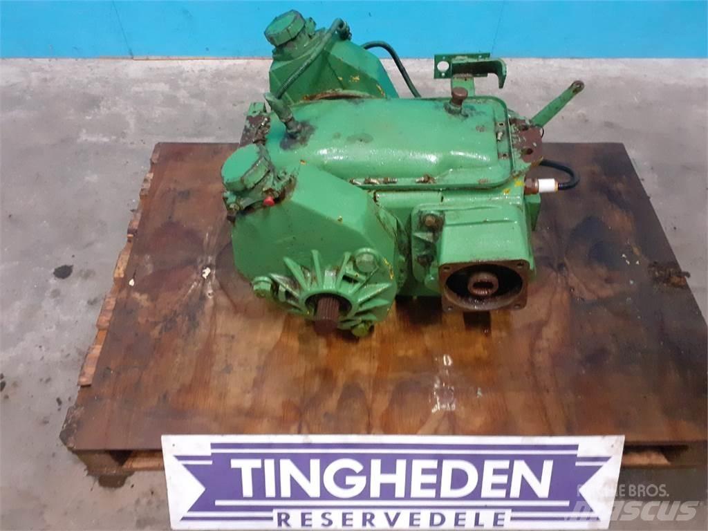 John Deere 1177 Váltók