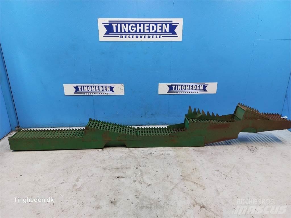 John Deere 1177 Kombájn tartozékok