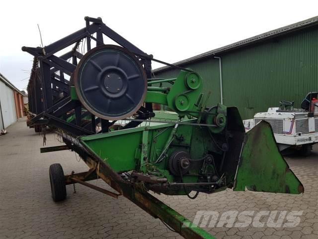 John Deere 16 Kombájn tartozékok