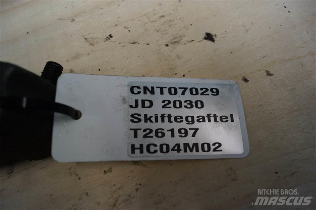 John Deere 2030 Váltók
