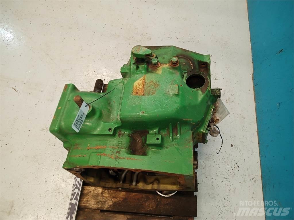 John Deere 2040 Váltók