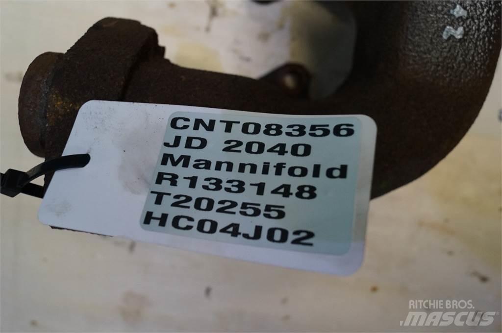 John Deere 2040 Motorok