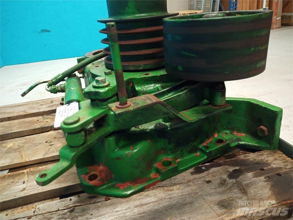 John Deere 2054 Váltók