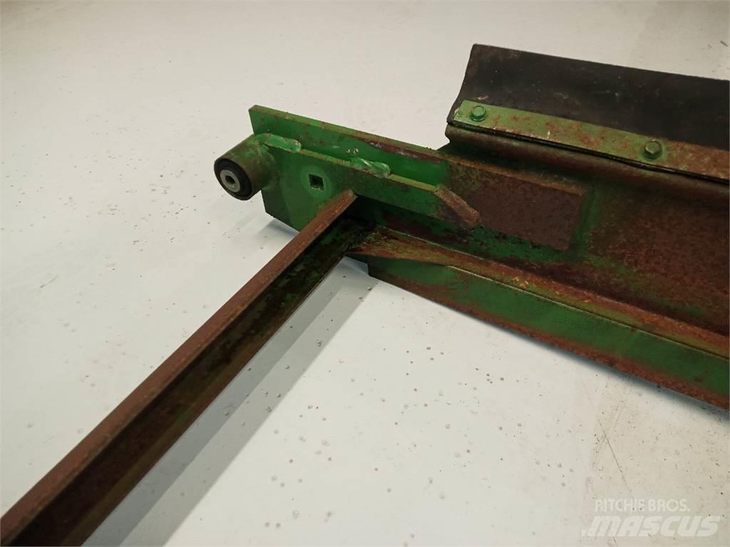 John Deere 2054 Homok és Sószórók