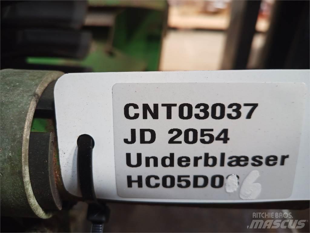 John Deere 2054 Homok és Sószórók