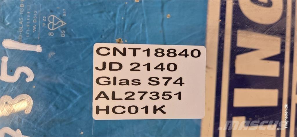 John Deere 2140 Vezetőfülke és belső tartozékok