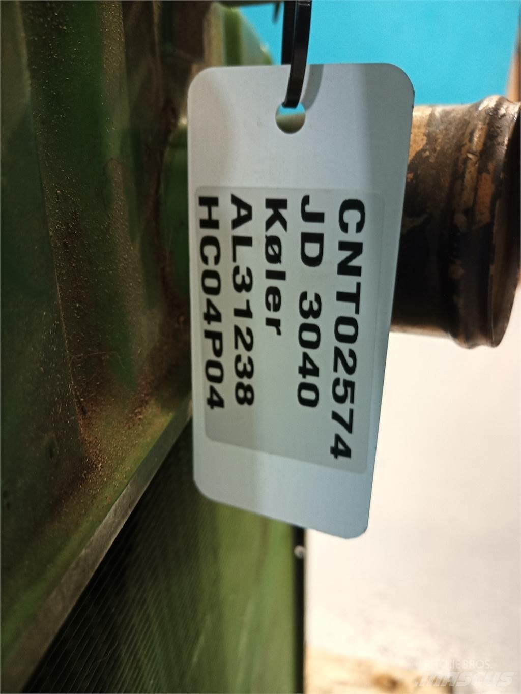 John Deere 3040 Hűtők