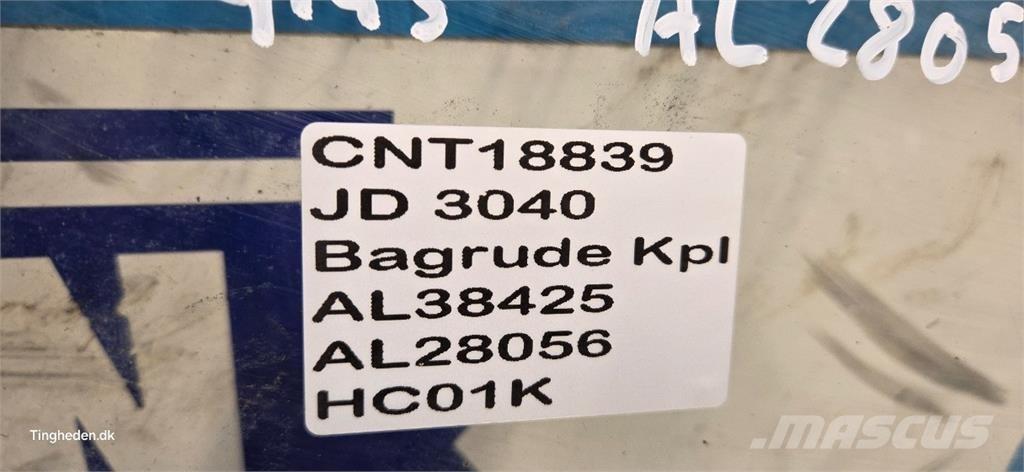 John Deere 3040 Vezetőfülke és belső tartozékok