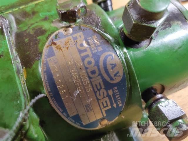 John Deere 3140 Motorok