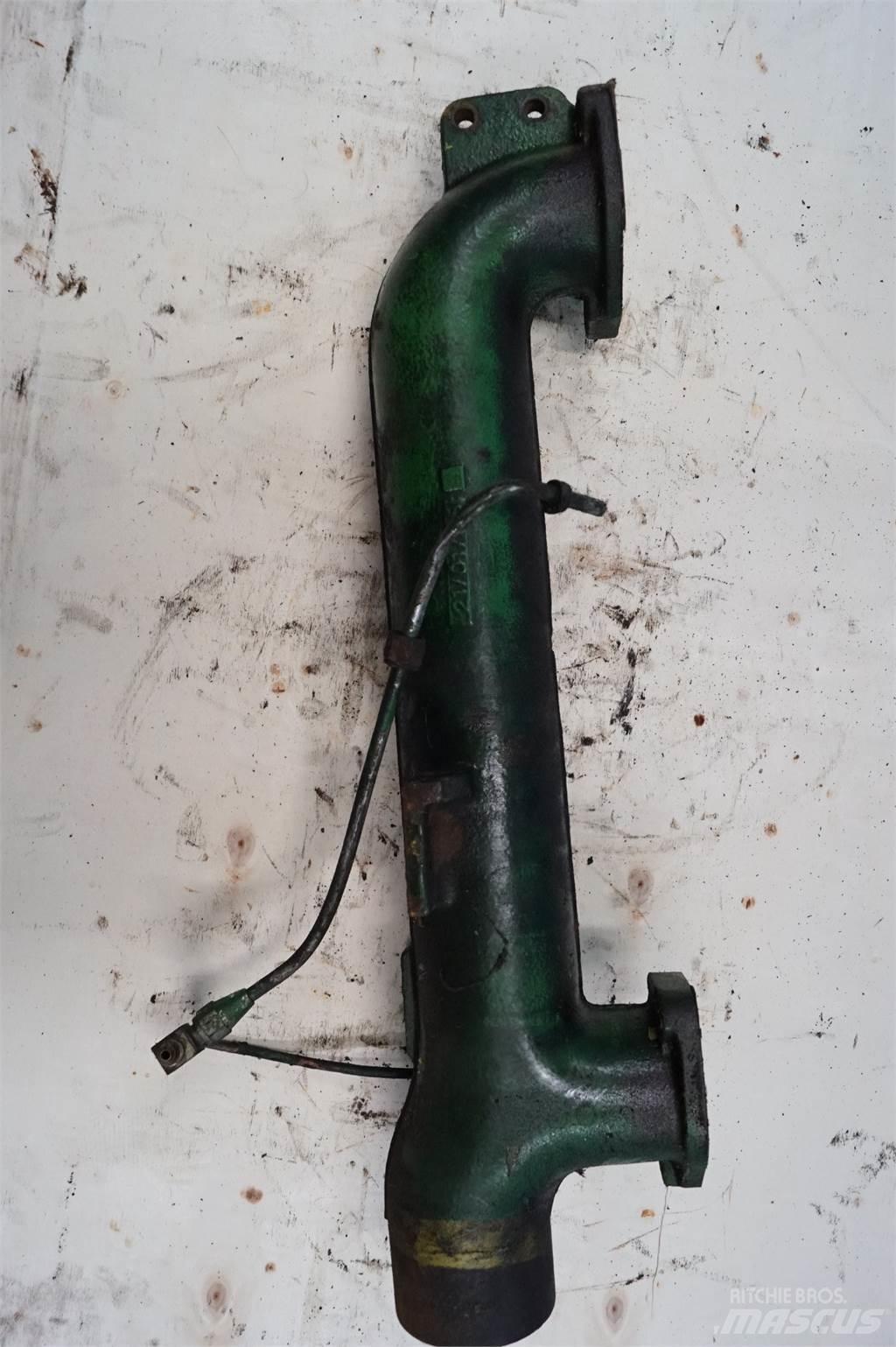 John Deere 3140 Motorok