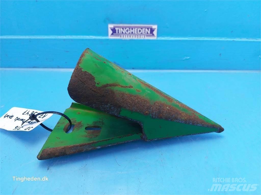 John Deere 316 Kombájn tartozékok
