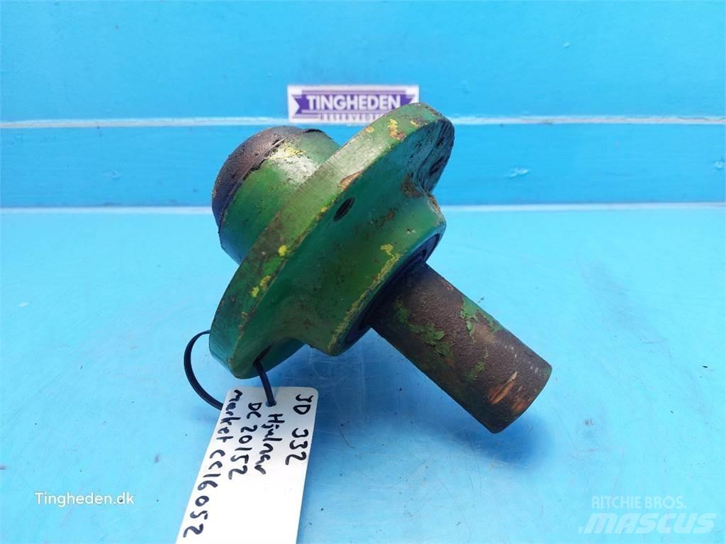 John Deere 332 Tengelyek
