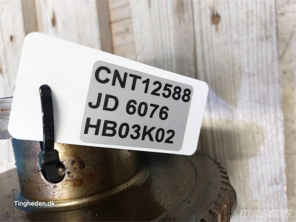 John Deere 4055 Motorok