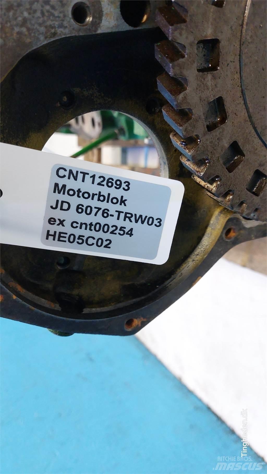 John Deere 4055 Motorok