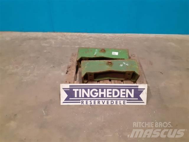 John Deere 4240 Orr súlyok