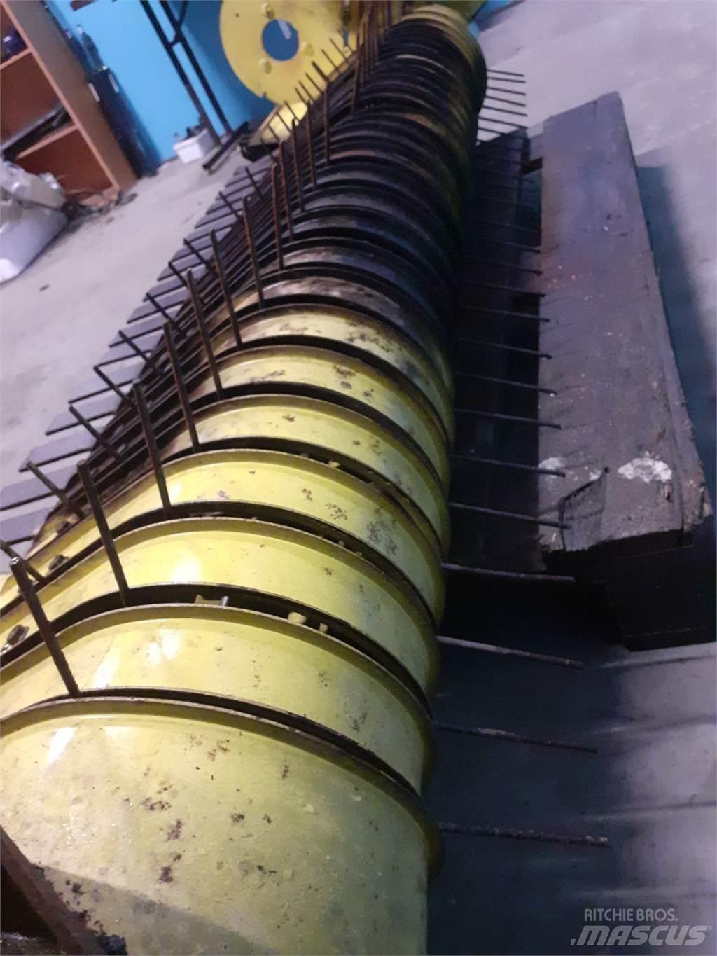 John Deere 590 Egyéb mezőgazdasági gépek