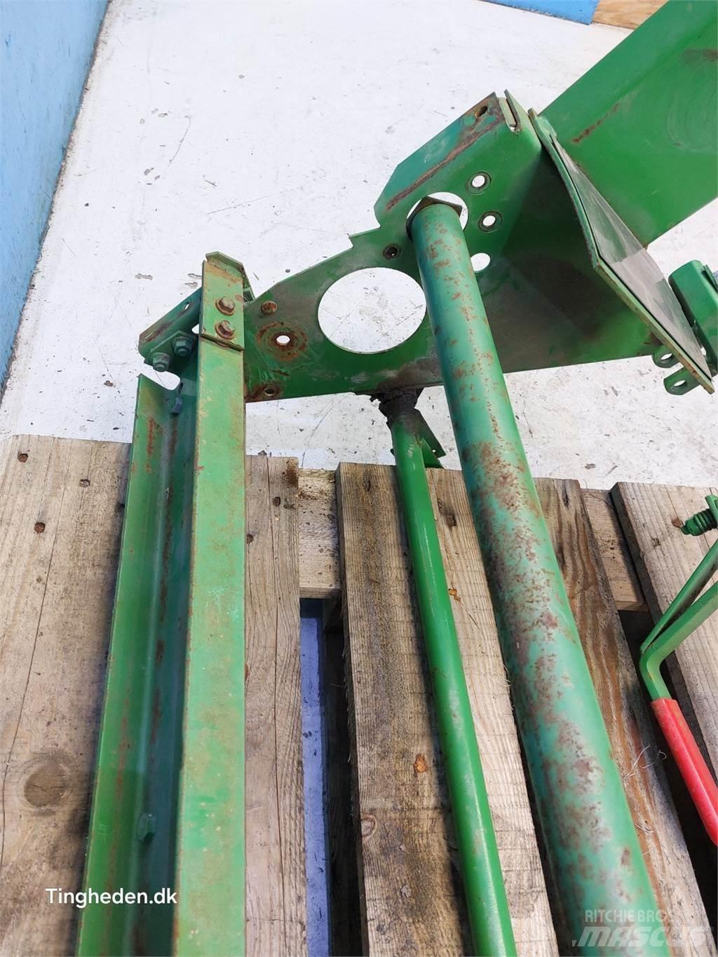 John Deere 590 Egyéb mezőgazdasági gépek