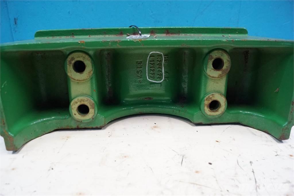 John Deere 6105M Orr súlyok
