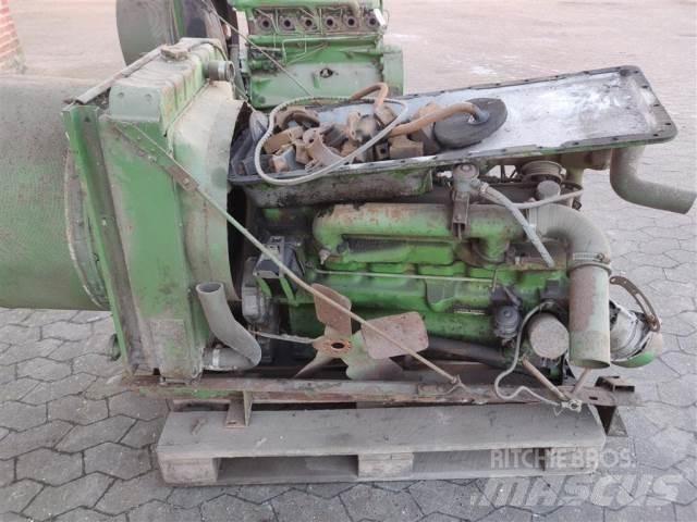 John Deere 6329 Motorok