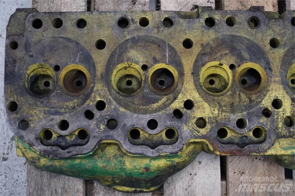 John Deere 6329 Motorok