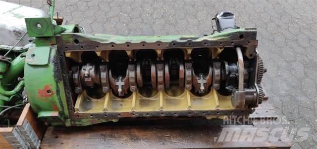 John Deere 6359T Motorok