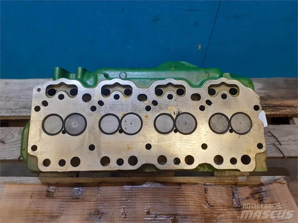 John Deere 6400 Motorok