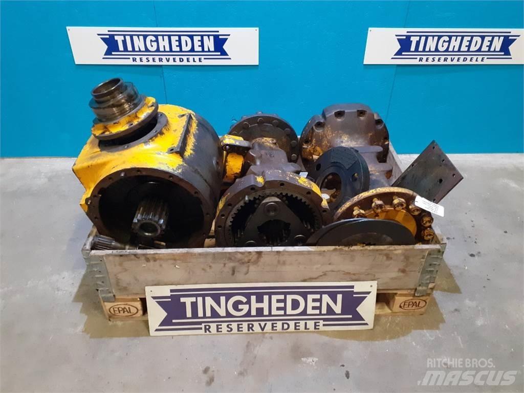 John Deere 644C Tengelyek