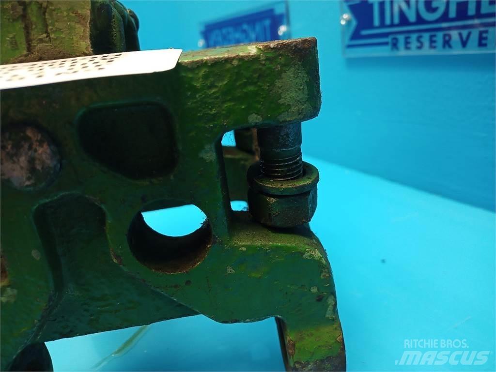 John Deere 710 Egyéb traktor tartozékok