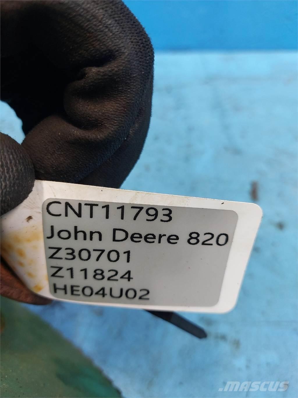 John Deere 820 Kombájn tartozékok